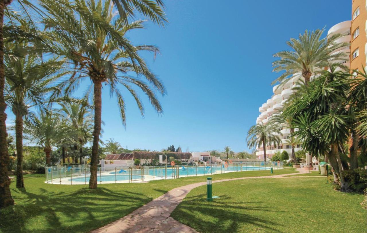 Sunny Apartment In Marbella Buitenkant foto