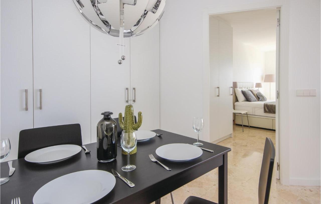 Sunny Apartment In Marbella Buitenkant foto