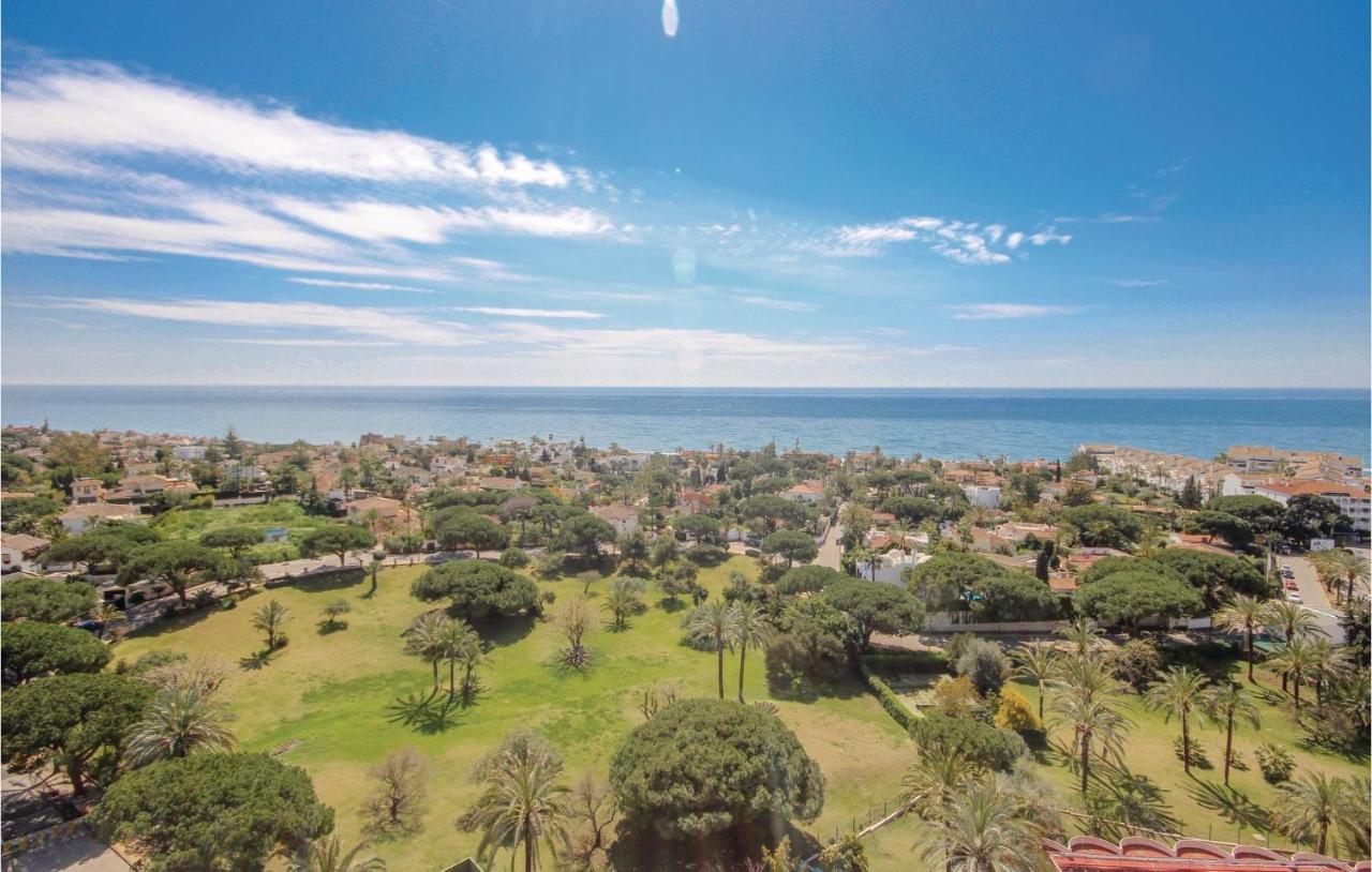 Sunny Apartment In Marbella Buitenkant foto